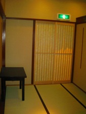 伊豆片瀬温泉の波打ち際にある旅館の食事処が完成しました