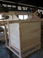 お稲荷さんの新築工事が完成しました